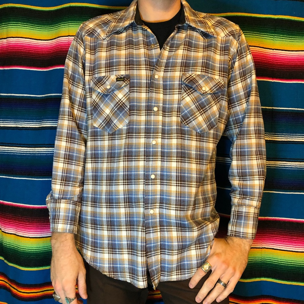Vintage Wrangler Pearl Snap Plaid Button Up
